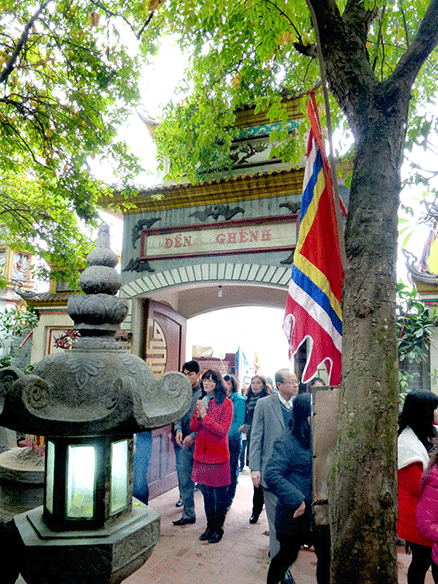 Visiting Ghenh temple  - ảnh 1